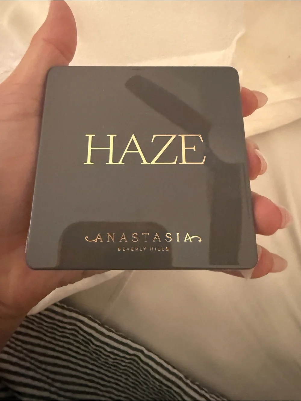 Haze 9-Color Neutral Smoky Eyeshadow Palette - Nude & Taupe Shades